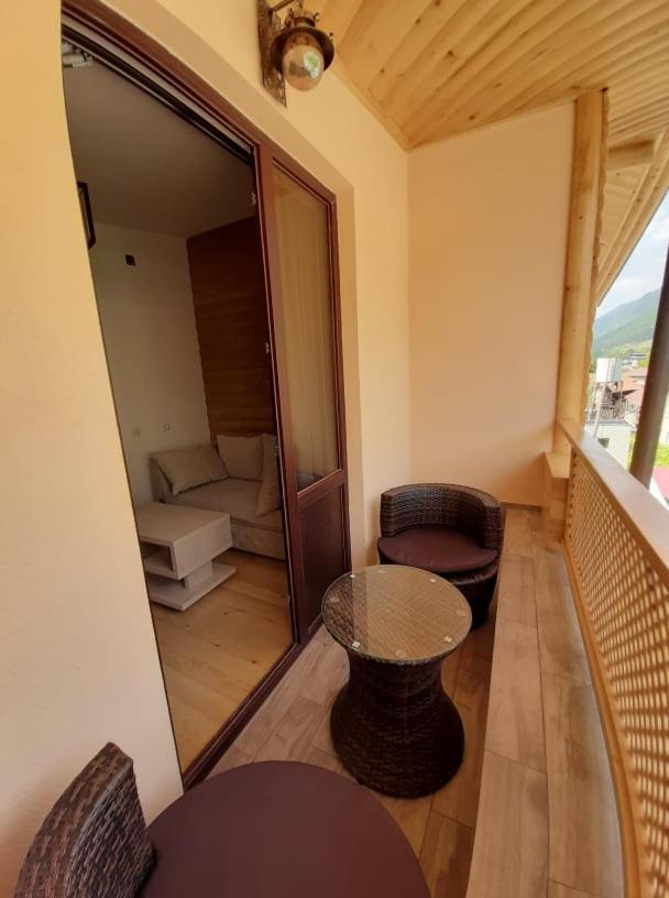 Sanli Hotel Mestia Ngoại thất bức ảnh