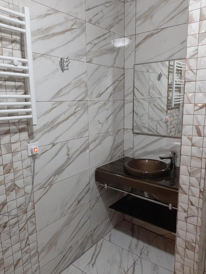 Sanli Hotel Mestia Ngoại thất bức ảnh
