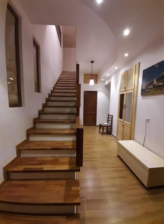 Sanli Hotel Mestia Ngoại thất bức ảnh
