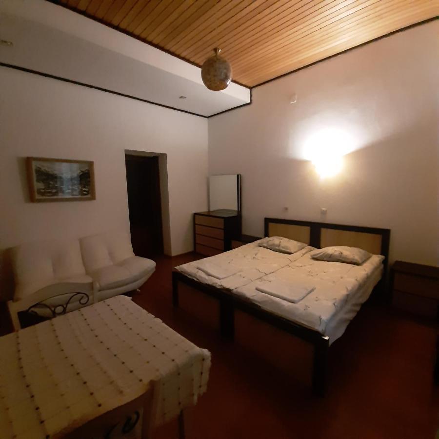Sanli Hotel Mestia Phòng bức ảnh