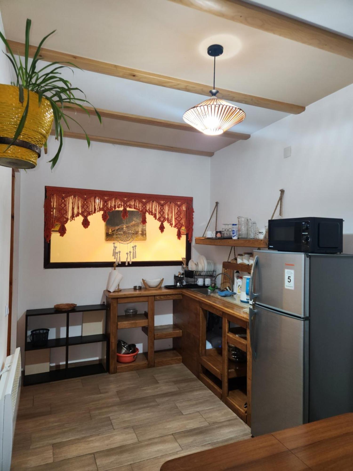 Sanli Hotel Mestia Ngoại thất bức ảnh