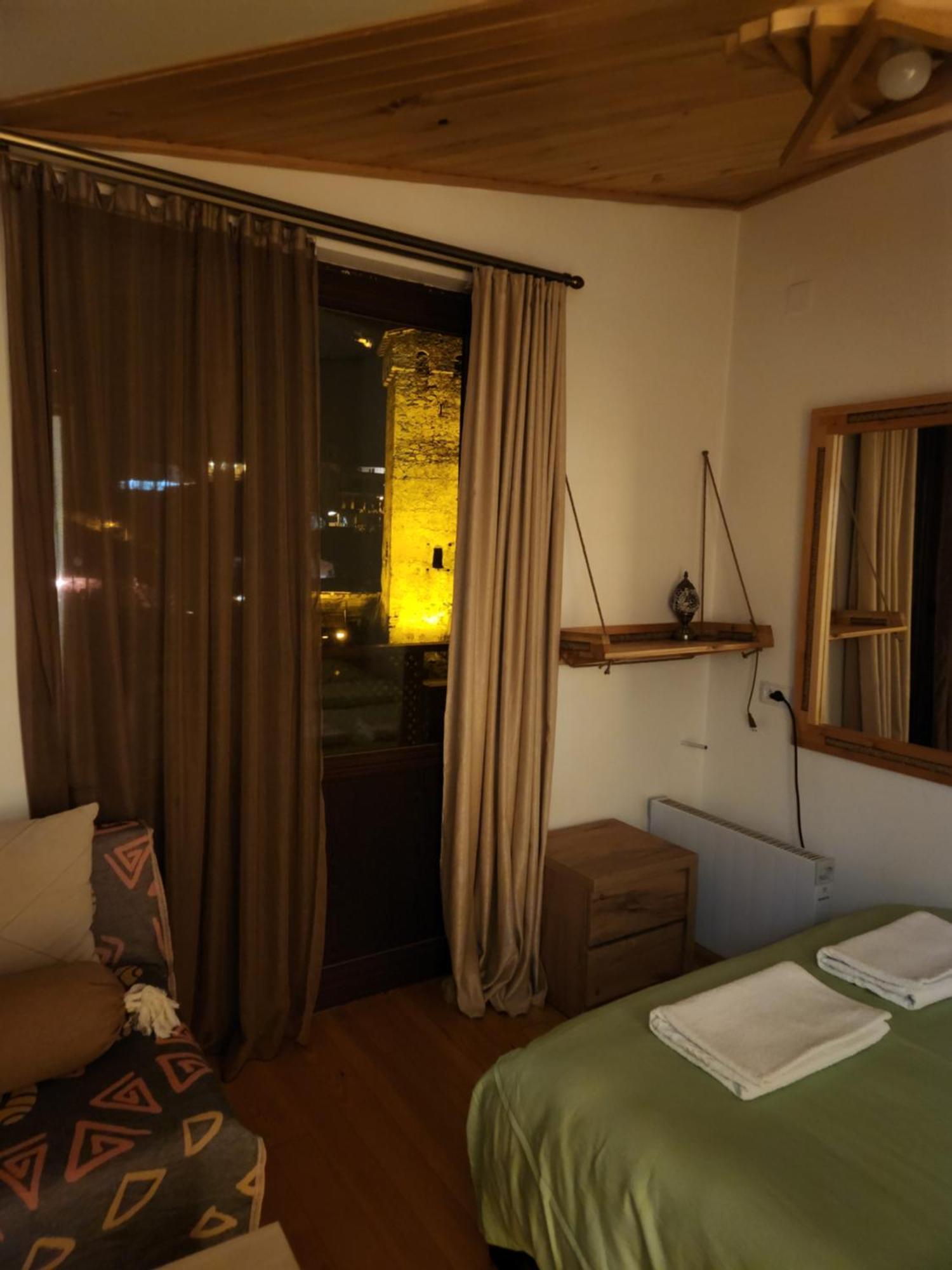 Sanli Hotel Mestia Ngoại thất bức ảnh