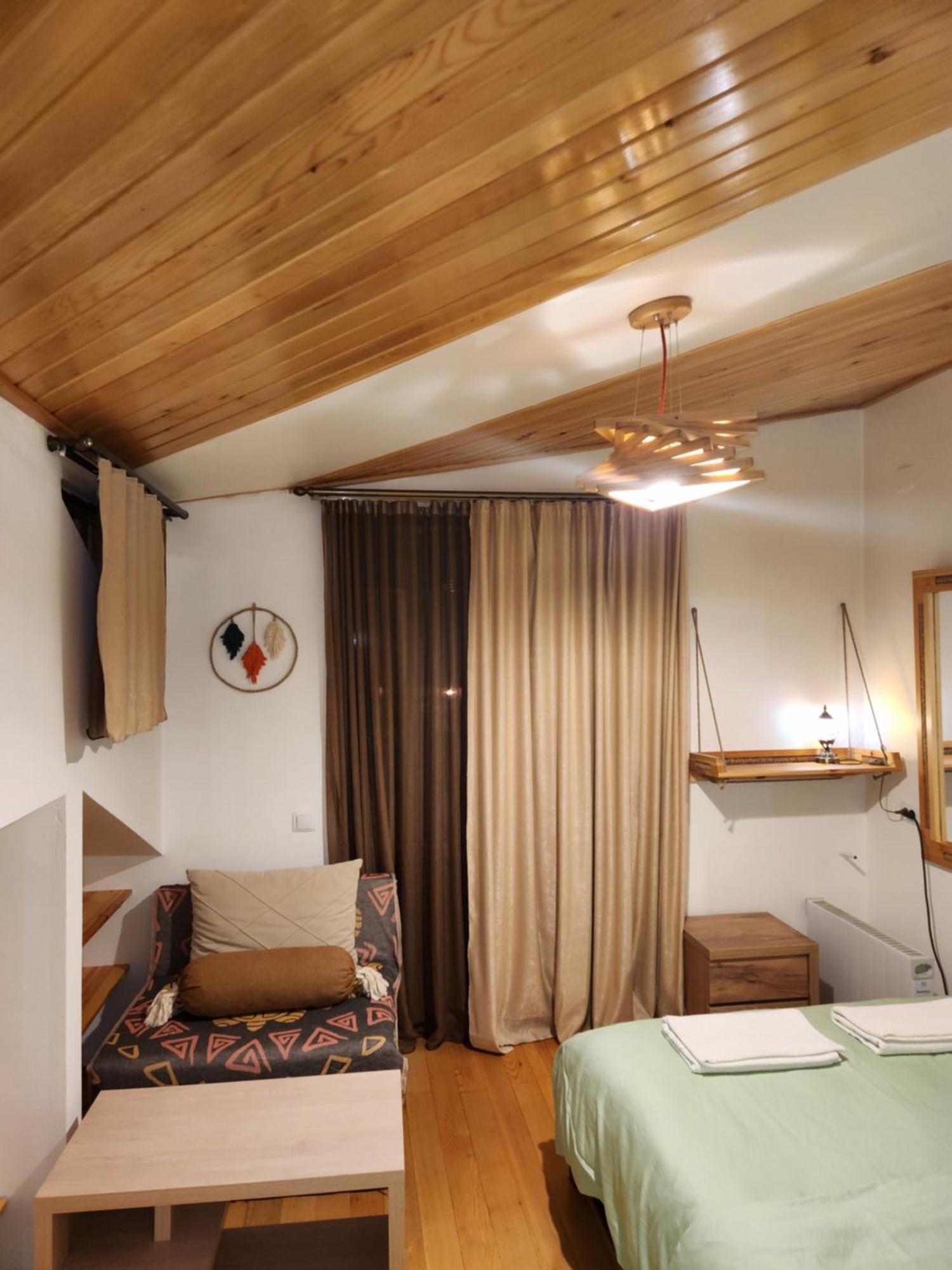 Sanli Hotel Mestia Ngoại thất bức ảnh
